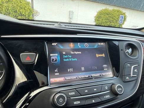 Used 2016 Buick Envision Premium AWD/4WD image 5