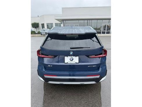 Used 2026 BMW X1 xDrive28i w/ Technology Package AWD/4WD image 3