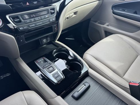 Used 2020 Honda Ridgeline RTL-E image 33