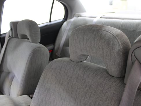 Used 2005 Buick Le Sabre Custom image 5