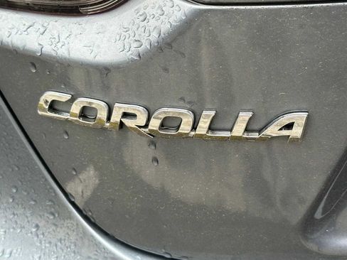 Used 2021 Toyota Corolla SE w/ SE Premium Package image 5