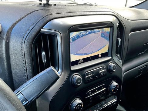 Used 2020 Chevrolet Silverado 2500 LT w/ Z71 Off-Road Package image 20