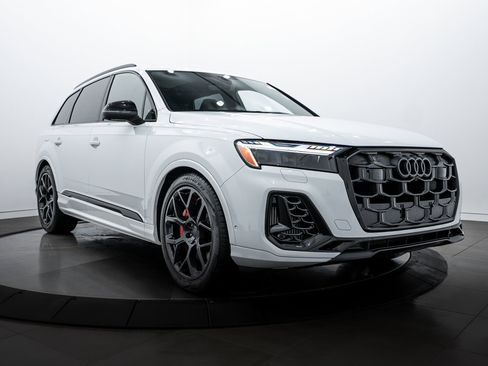 New 2026 Audi SQ7 Prestige image 1