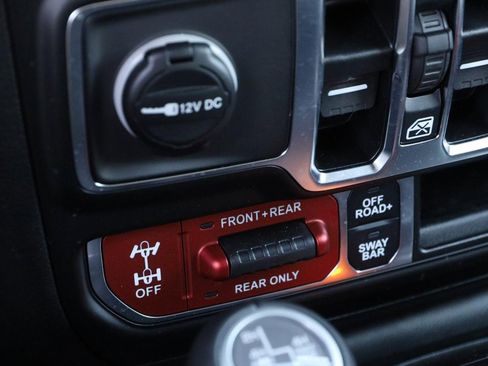 Used 2025 Jeep Wrangler Unlimited Rubicon image 21