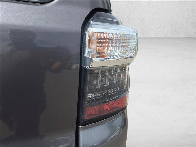 Used 2015 Toyota 4Runner Limited AWD/4WD image 8