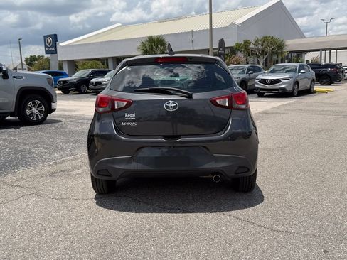 Used 2020 Toyota Yaris LE FWD image 5