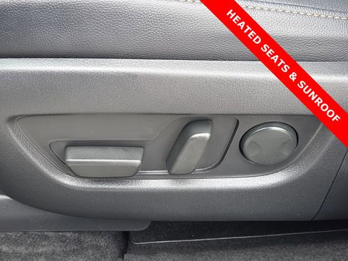 Used 2024 MAZDA CX-90 Plug-In Hybrid w/ Preferred AWD/4WD image 16