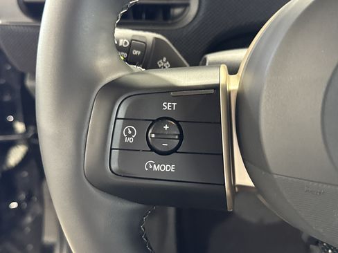 Used 2025 MINI Cooper S FWD image 18