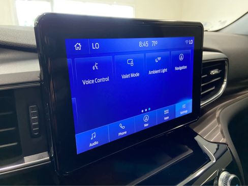 Used 2022 Ford Explorer Limited w/ Equipment Group 301A image 36