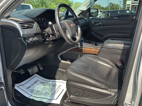 Used 2019 Chevrolet Tahoe LT AWD/4WD image 15