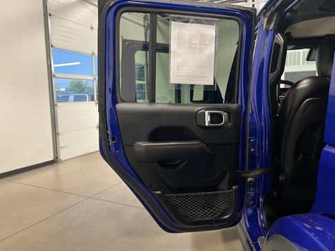 Used 2019 Jeep Wrangler Unlimited Rubicon AWD/4WD image 31