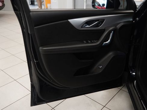Used 2021 Chevrolet Blazer LT AWD/4WD image 5