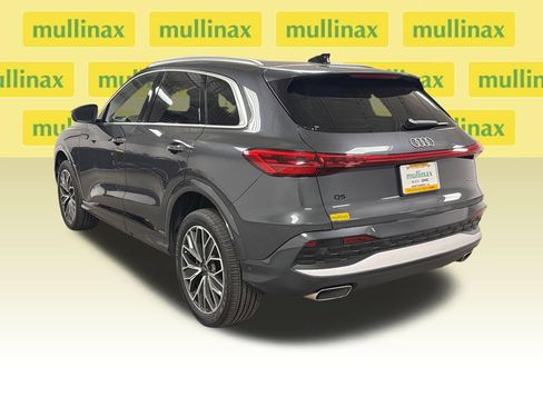 Used 2025 Audi Q5 Premium Plus AWD/4WD image 10