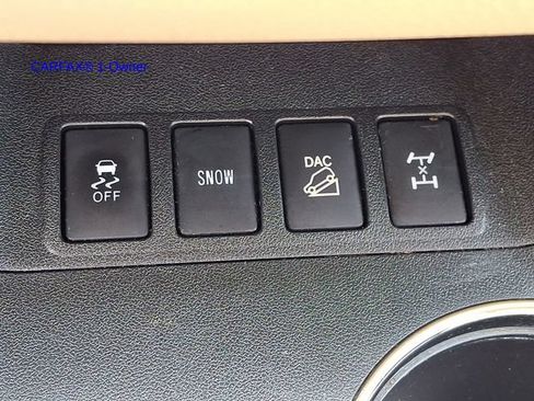 Used 2016 Toyota Highlander XLE AWD/4WD image 30