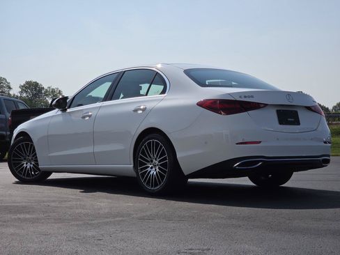 Used 2025 Mercedes-Benz C 300 4MATIC Sedan image 16
