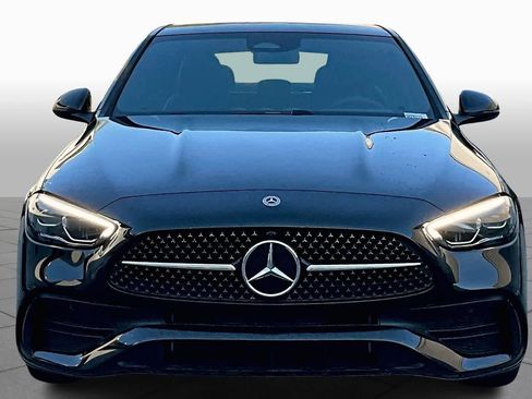 Used 2025 Mercedes-Benz C 300 4MATIC Sedan image 3