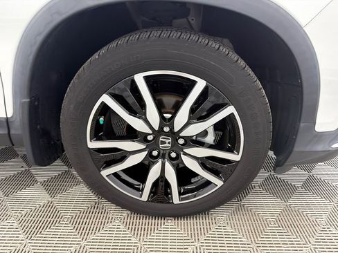 Used 2022 Honda Pilot Touring image 14