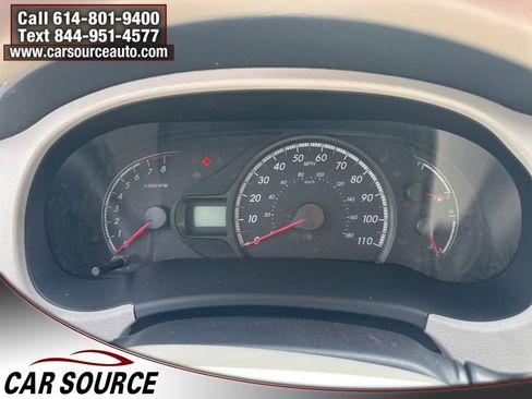 Used 2011 Toyota Sienna LE FWD image 9