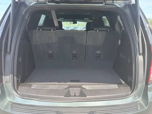Used 2024 Chevrolet Tahoe Premier RWD image 17