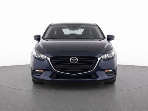 Used 2017 MAZDA MAZDA3 Sport w/ Preferred Equipment Package FWD image 2