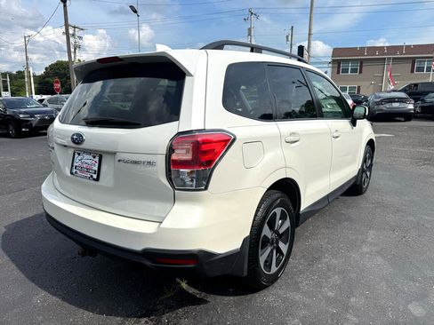 Used 2018 Subaru Forester 2.5i Premium w/ All-Weather Package image 5