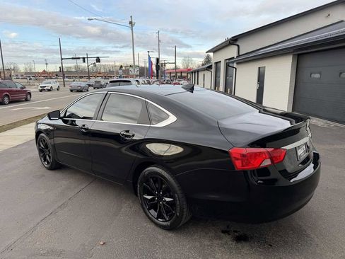 Used 2016 Chevrolet Impala LT w/ Convenience Package image 3