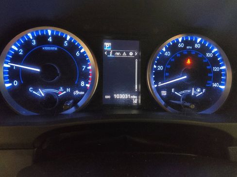 Used 2018 Toyota Highlander LE w/ Protection Package #3 image 23