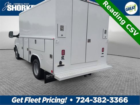 New 2025 Chevrolet Express 3500 image 6