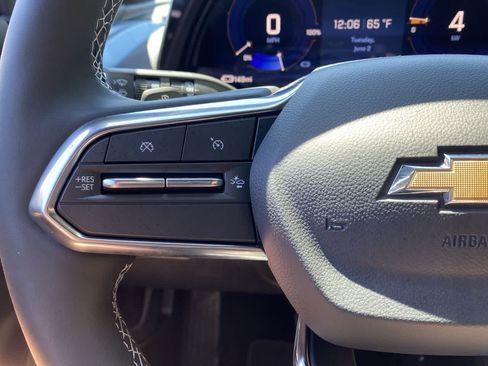 Used 2026 Chevrolet Equinox EV LT FWD image 20