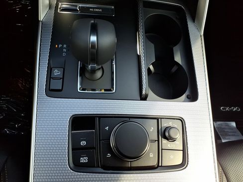 Used 2025 MAZDA CX-90 3.3 Turbo w/ Preferred Package image 18