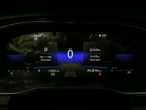 Used 2023 Volkswagen Jetta SE image 30