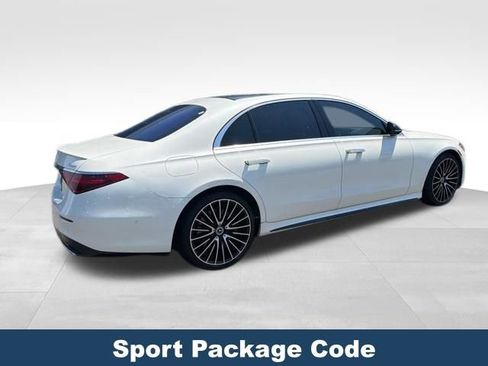Used 2022 Mercedes-Benz S 580 4MATIC Sedan image 6