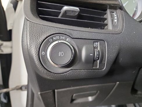 Used 2018 Buick Envision Essence AWD/4WD image 26
