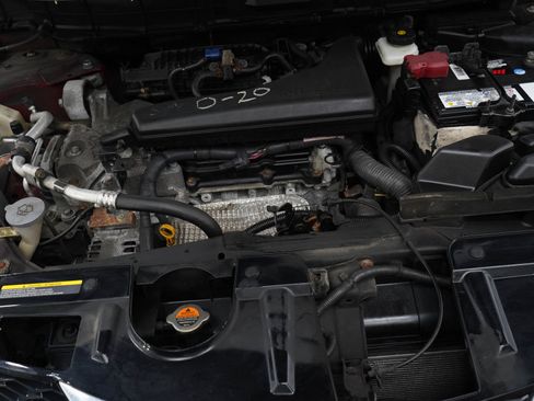 Used 2015 Nissan Rogue SL image 27