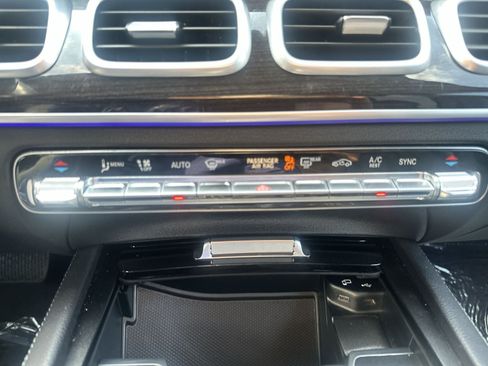 Used 2022 Mercedes-Benz GLE 350 4MATIC image 29