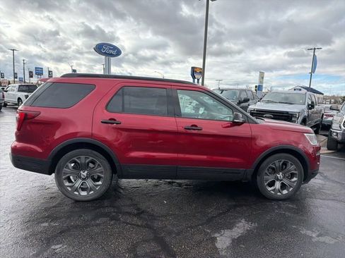 Used 2018 Ford Explorer Sport w/ Equipment Group 401A image 5