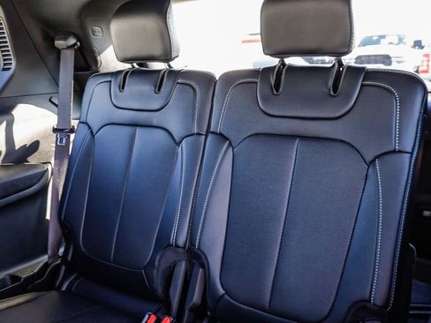 Certified 2024 Jeep Grand Cherokee L Limited w/ Luxury Tech Group II image 24