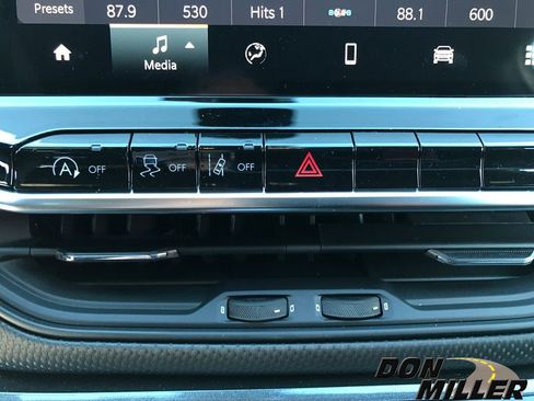 New 2026 Jeep Compass Latitude image 21