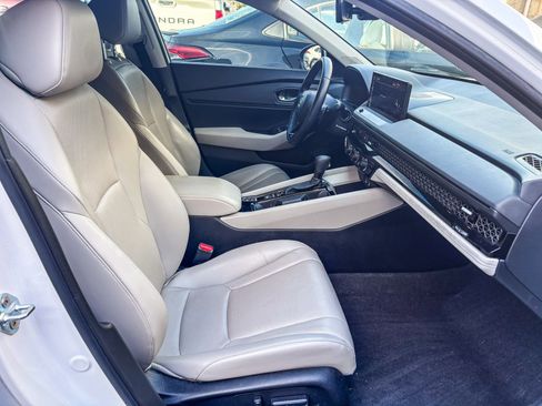 Used 2023 Honda Accord EX-L image 19