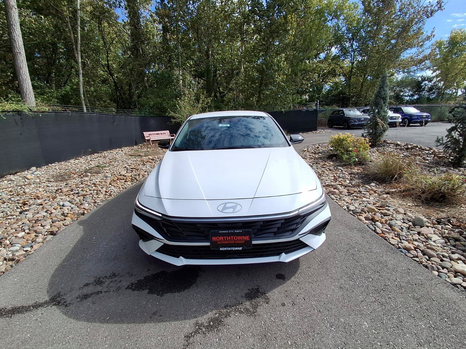 New 2026 Hyundai Elantra Sport FWD image 8
