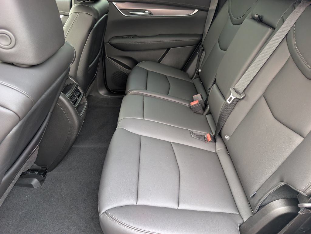 New 2026 Cadillac XT5 Luxury FWD image 15
