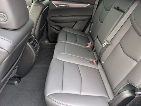 New 2026 Cadillac XT5 Luxury FWD image 15