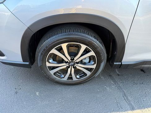 Used 2023 Subaru Forester Limited image 24