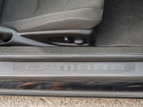 Used 2020 Chevrolet Camaro LT image 36
