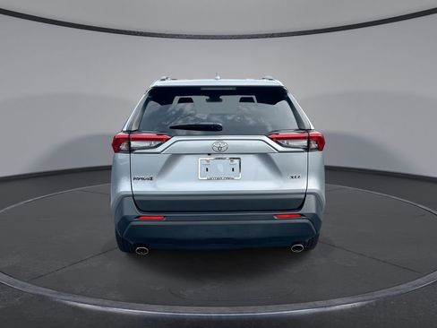 Used 2023 Toyota RAV4 XLE Premium FWD image 17