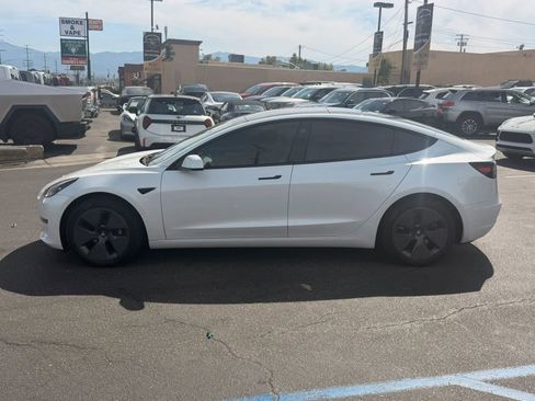 Used 2022 Tesla Model 3 Long Range AWD/4WD image 4