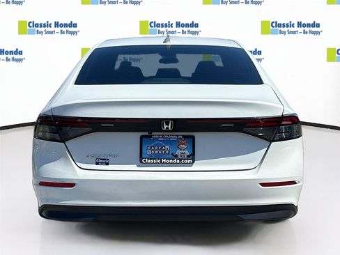 Certified 2023 Honda Accord LX image 7