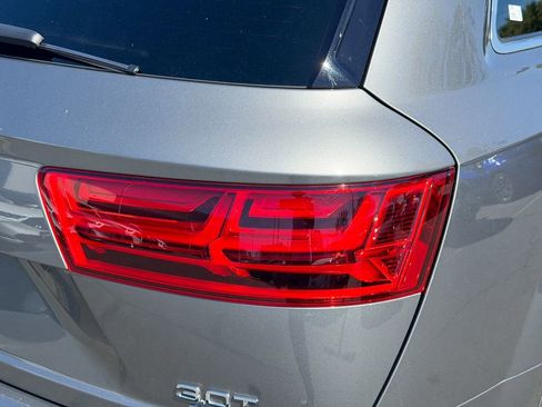 Used 2018 Audi Q7 3.0T Premium Plus w/ Premium Plus Package image 7