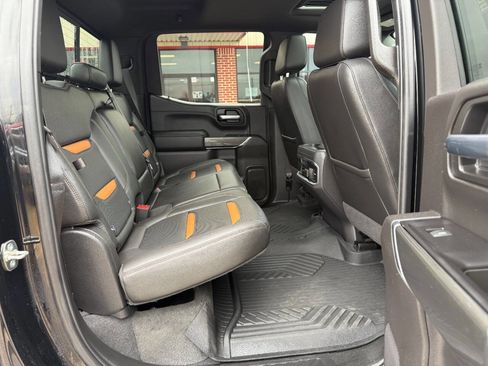 Used 2020 GMC Sierra 1500 AT4 w/ AT4 Premium Package image 8