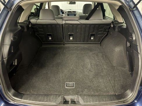 Used 2019 Subaru Outback 2.5i Premium w/ Protection Package #1 AWD/4WD image 17